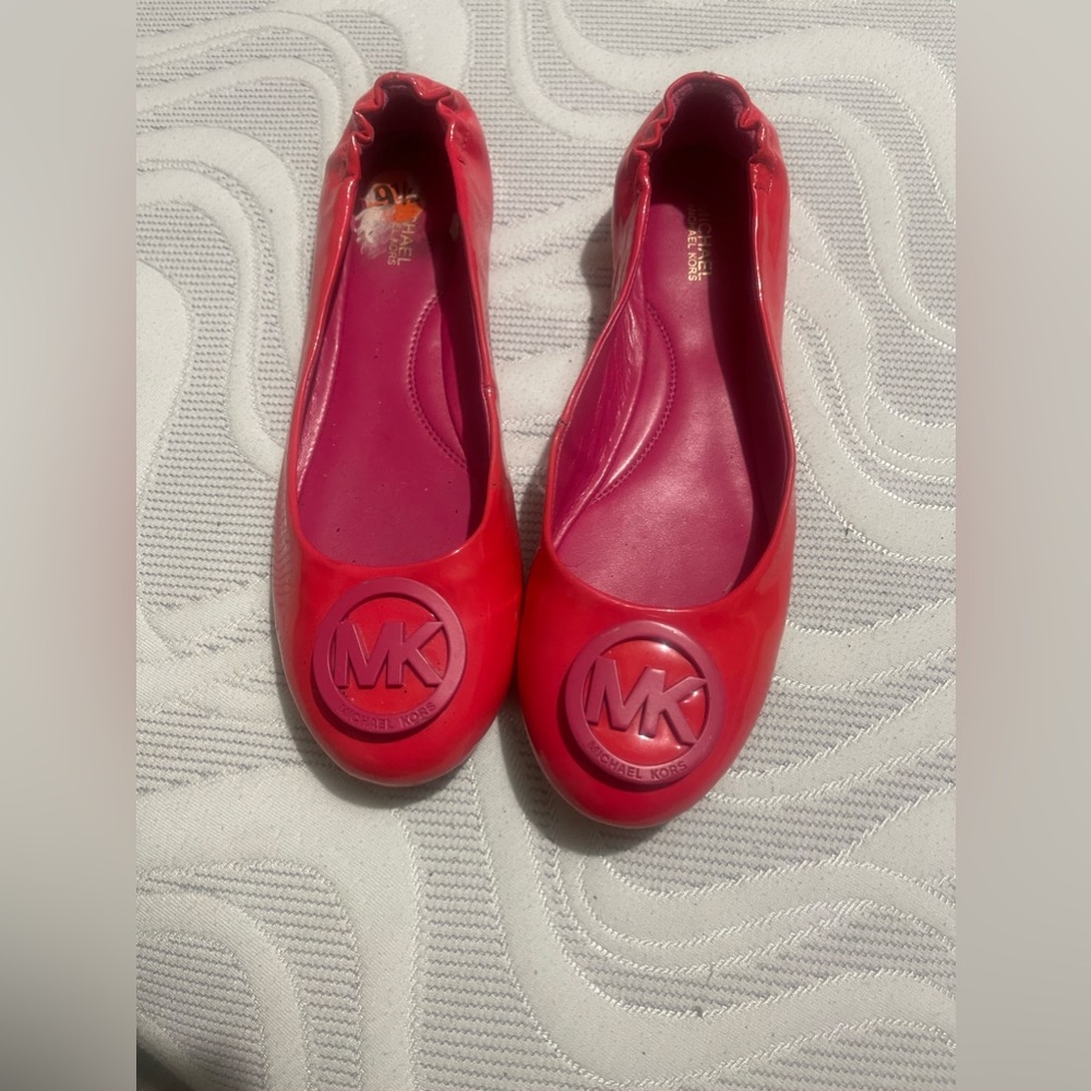 Micheal kors pink ballet flats